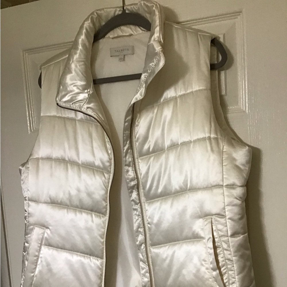 Talbots sleeveless puffer jacket Ivory size Large